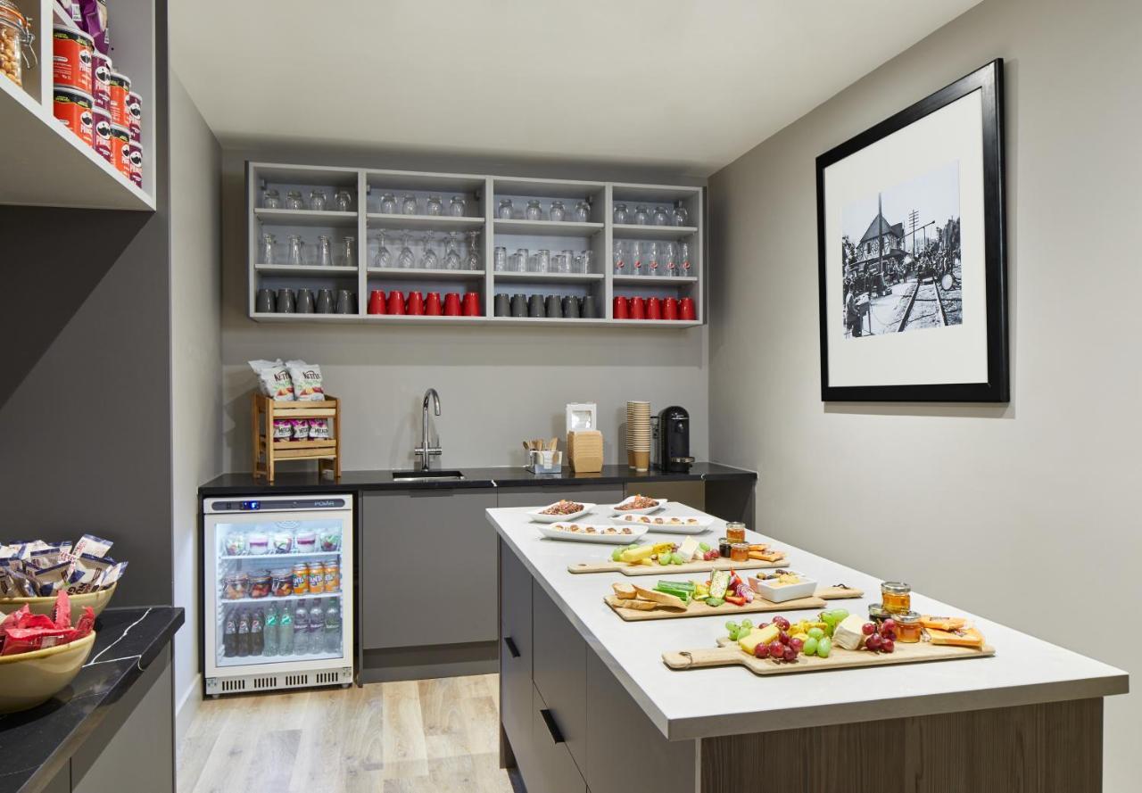 Delta Hotels By Marriott Cheshunt Broxbourne Eksteriør billede