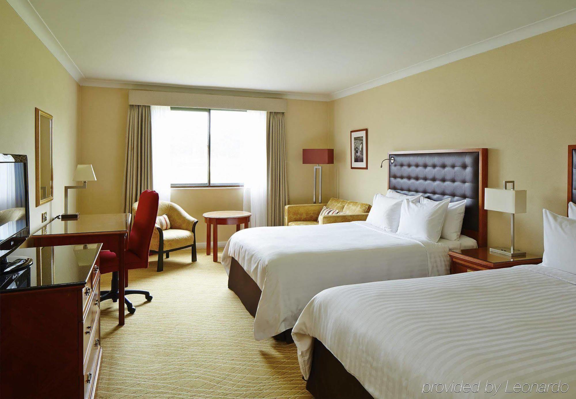 Delta Hotels By Marriott Cheshunt Broxbourne Eksteriør billede