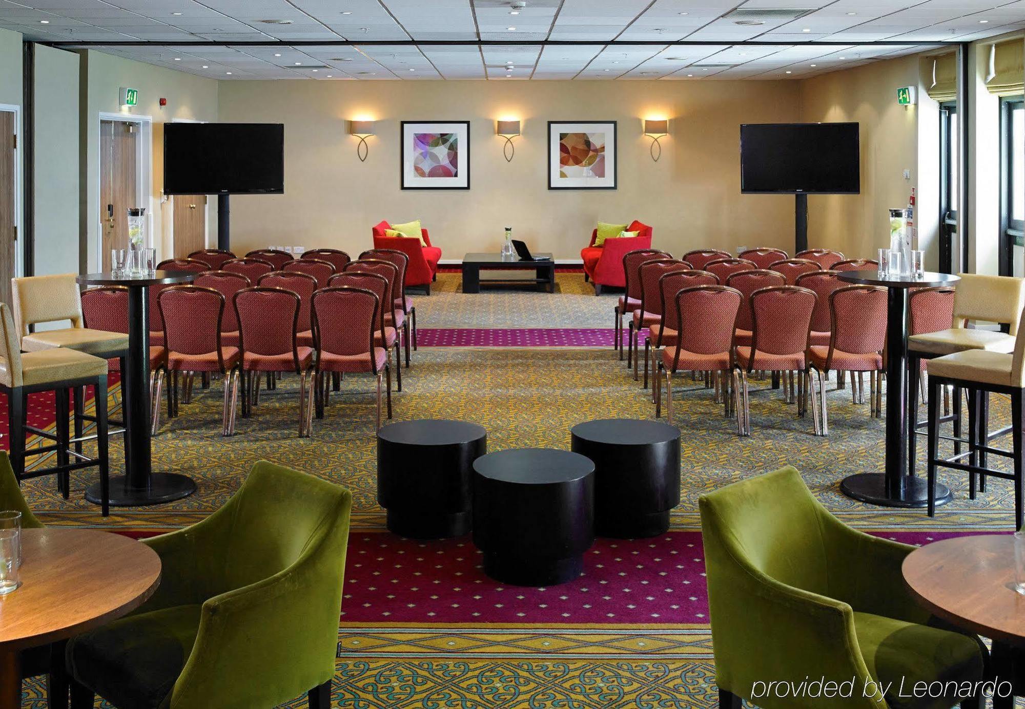 Delta Hotels By Marriott Cheshunt Broxbourne Eksteriør billede