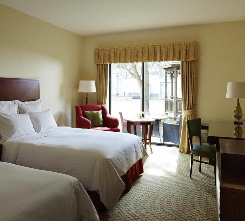 Delta Hotels By Marriott Cheshunt Broxbourne Eksteriør billede
