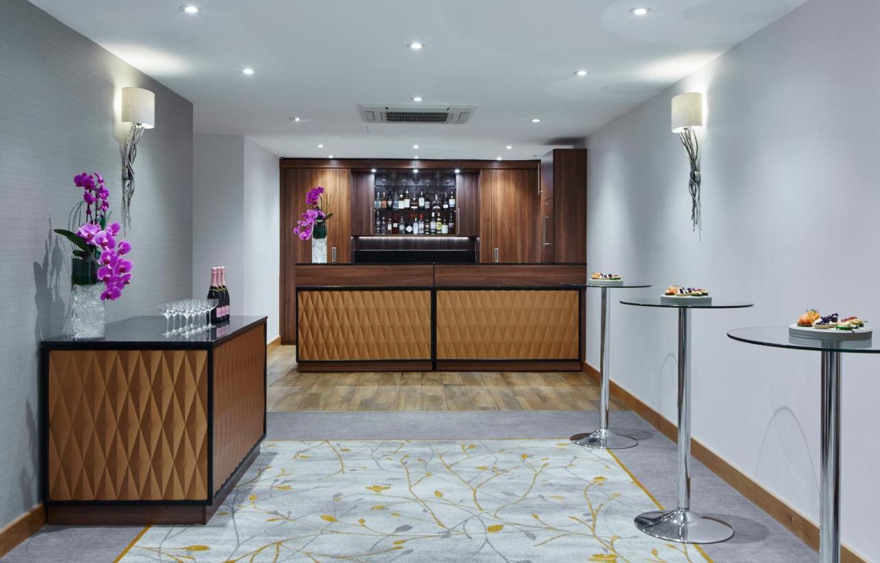 Delta Hotels By Marriott Cheshunt Broxbourne Eksteriør billede