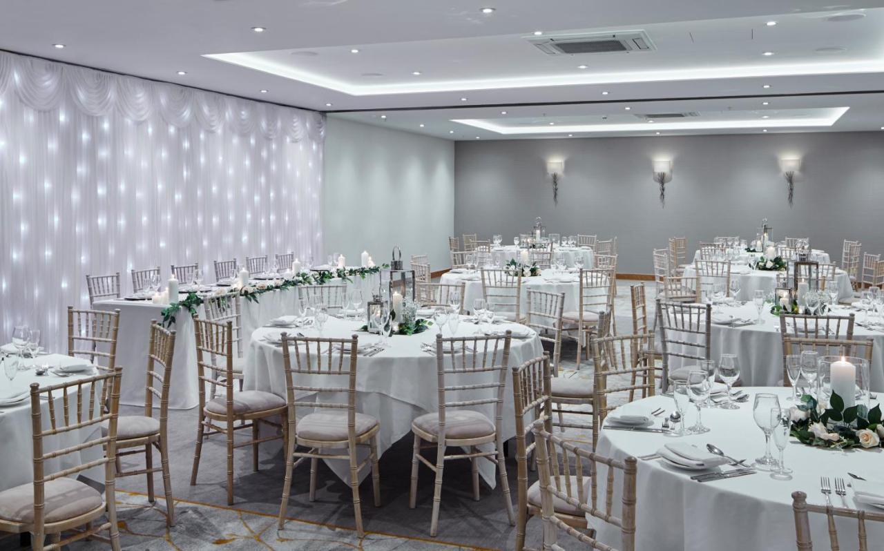 Delta Hotels By Marriott Cheshunt Broxbourne Eksteriør billede